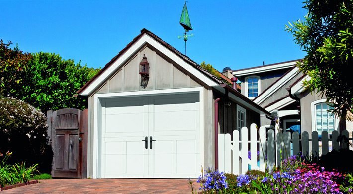 Fairfield design in True White/White with Closed Square and Alpine decorative handles.