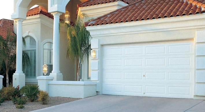 Traditional Long Panel design in True White.