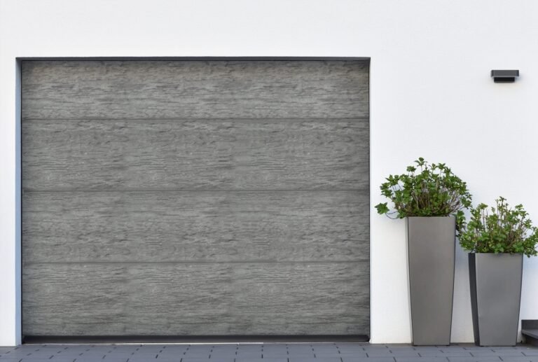 Series 300 — Flush Panel