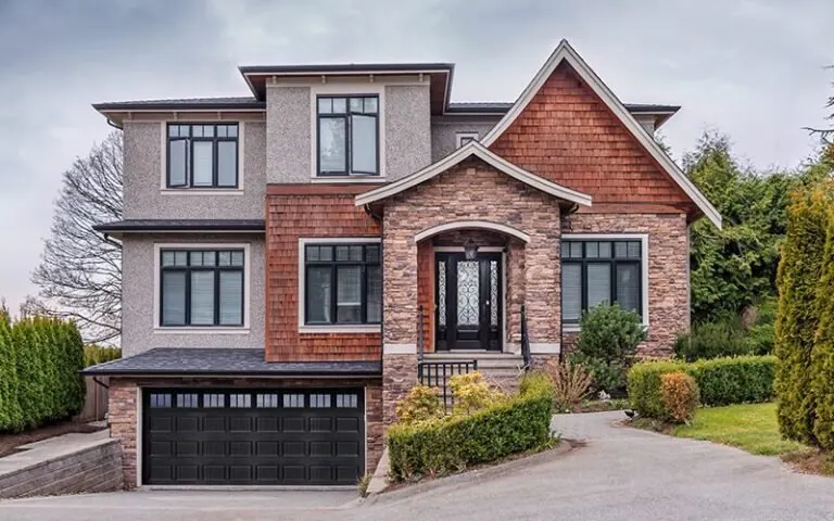 Series 400 — Short Carriage House