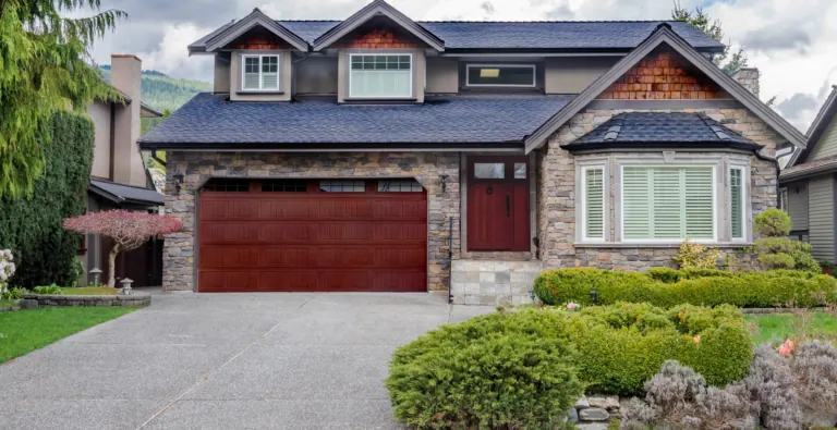 Series 500 — Long Carriage House